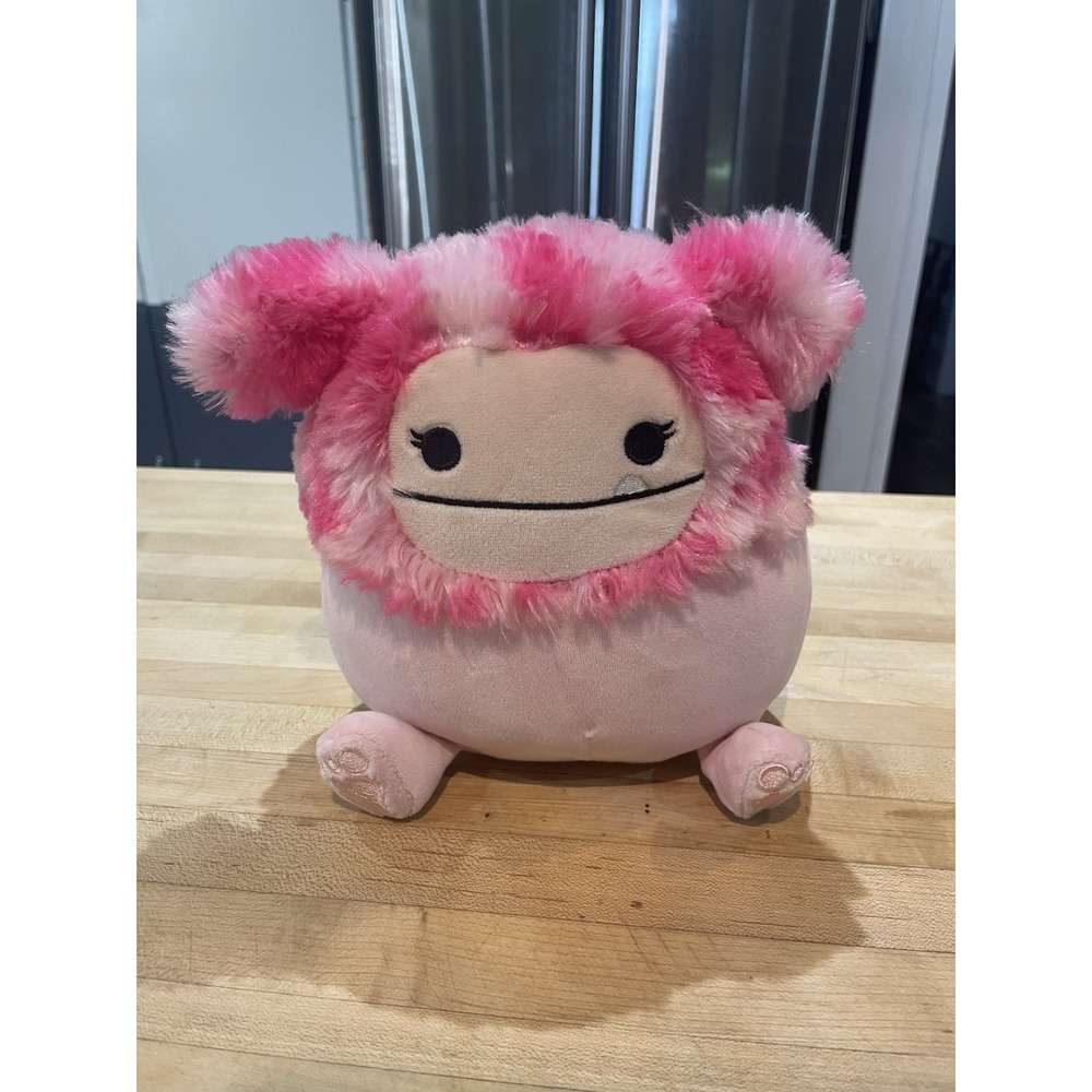 Squishmallows ~ CAPARINNE ~ 8" Squish mallow ~ Big Foot Bigfoot Yeti